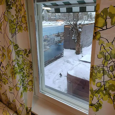 Private Apartment Suite With Sauna Themed Bedroom, Private Jacuzzi, City Center By Train 15Min Helsinki Exterior foto
