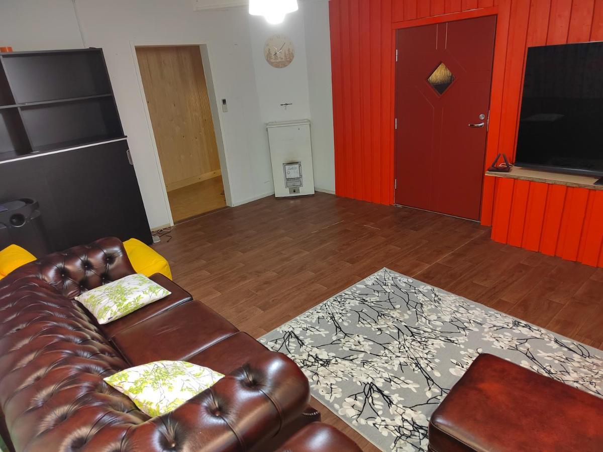 Private With Sauna Themed Bedroom, Private Jacuzzi, Center By Train 15min * Helsinki