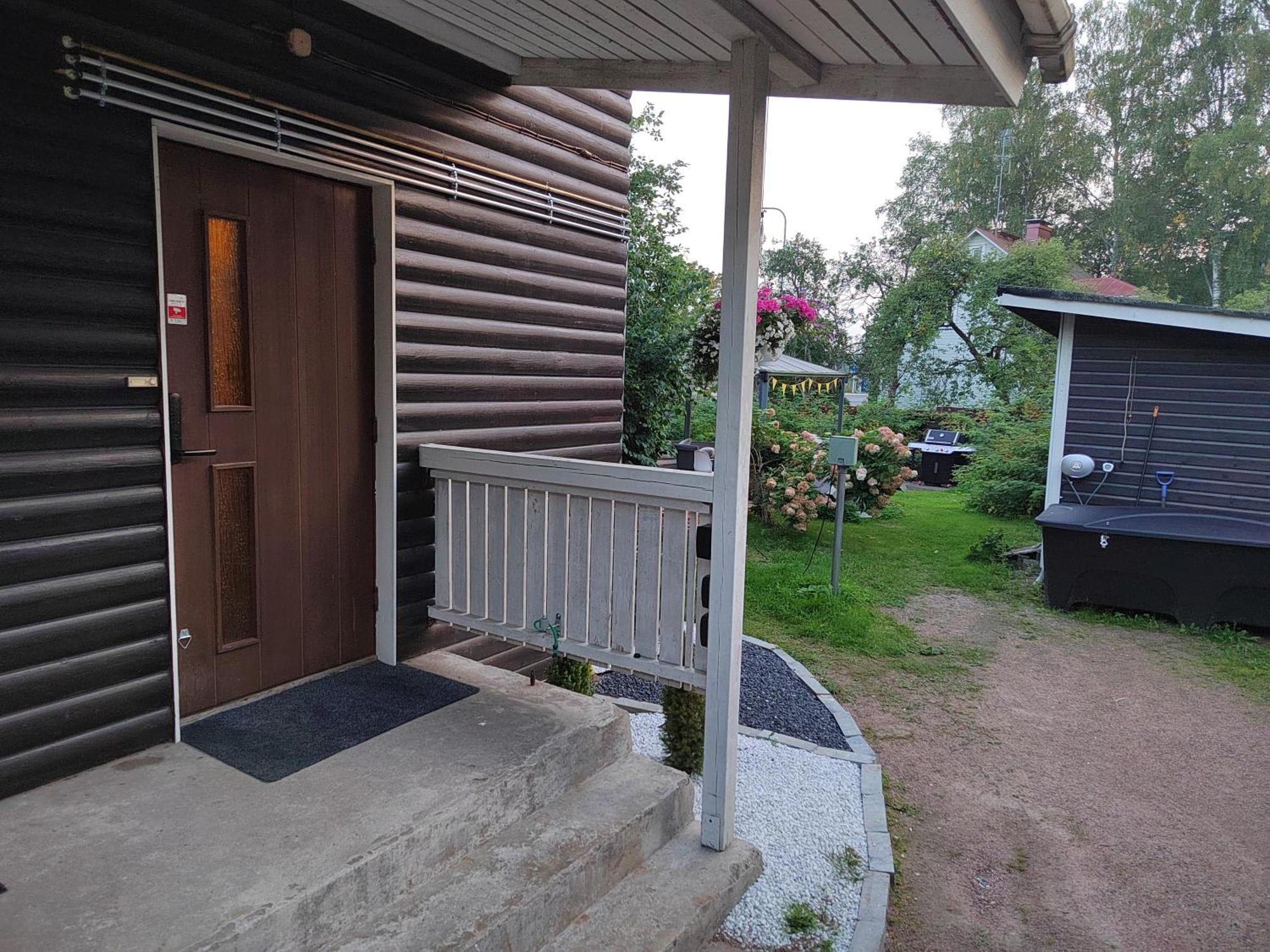 Private With Sauna Themed Bedroom, Private Jacuzzi, Center By Train 15min Appartement Helsinki
